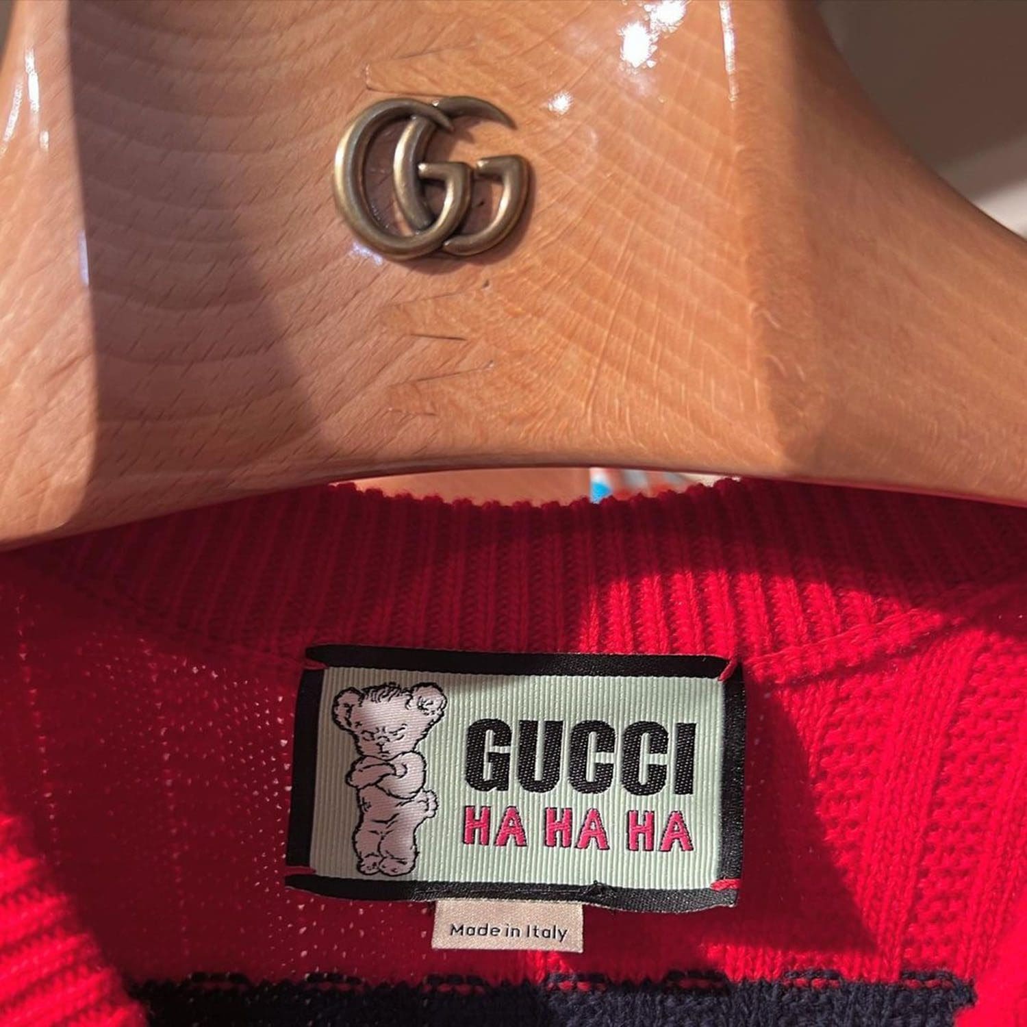 Gucci 哈哈哈合作 Runway 杂志