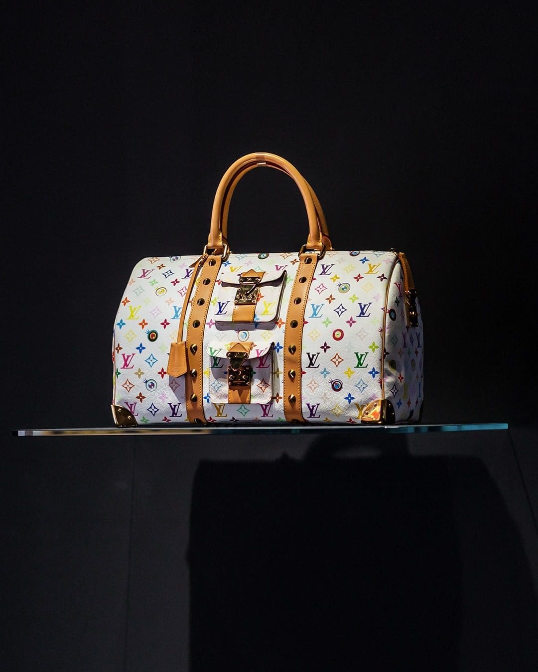 Exposición Louis Vuitton 160 en Qingdao China Runway Revistas