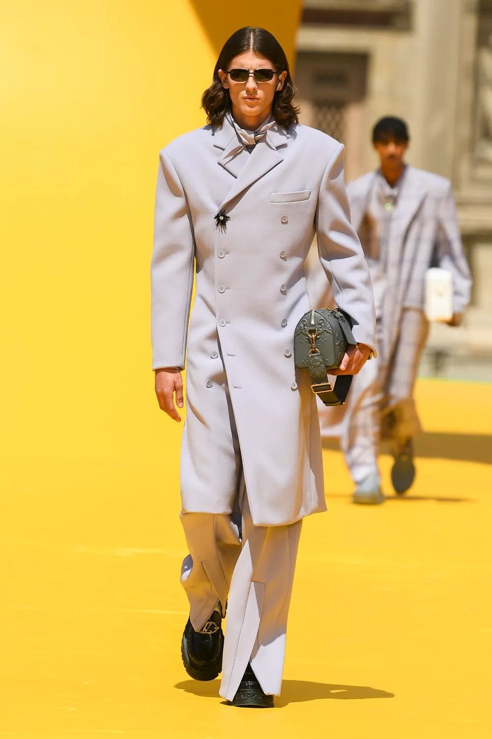 Louis Vuitton Printemps Été 2023 Hommes Runway Magazine