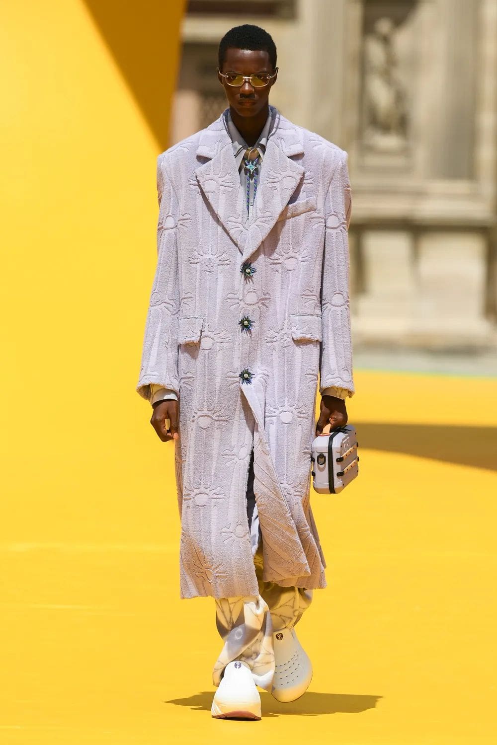 Louis Vuitton Printemps Été 2023 Hommes Runway Magazine