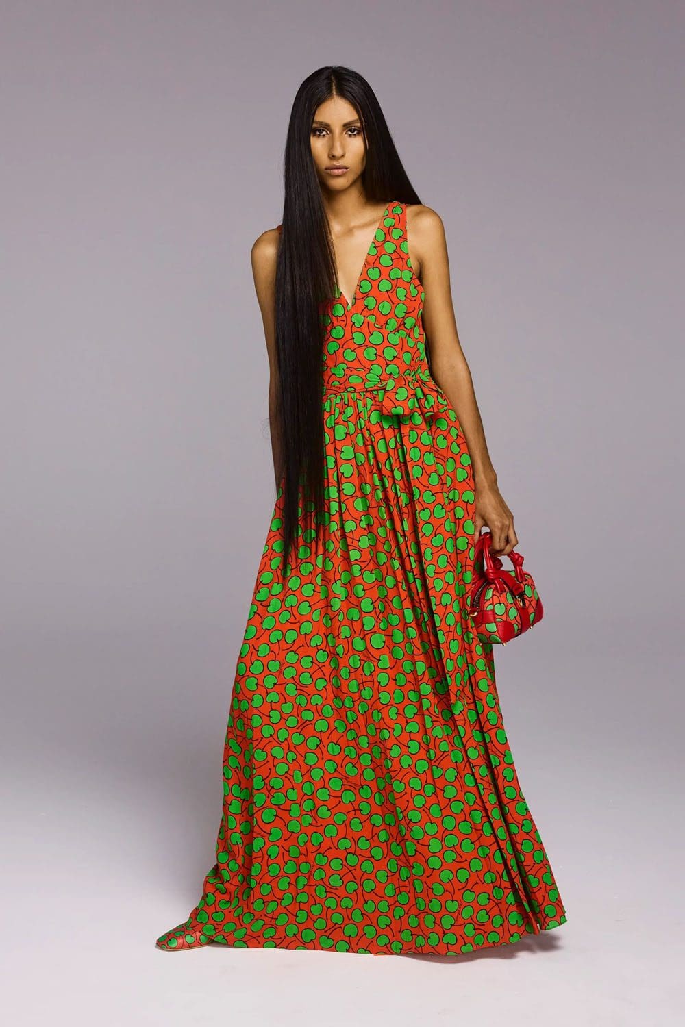 Moschino Resort 2023 Runway Magazin