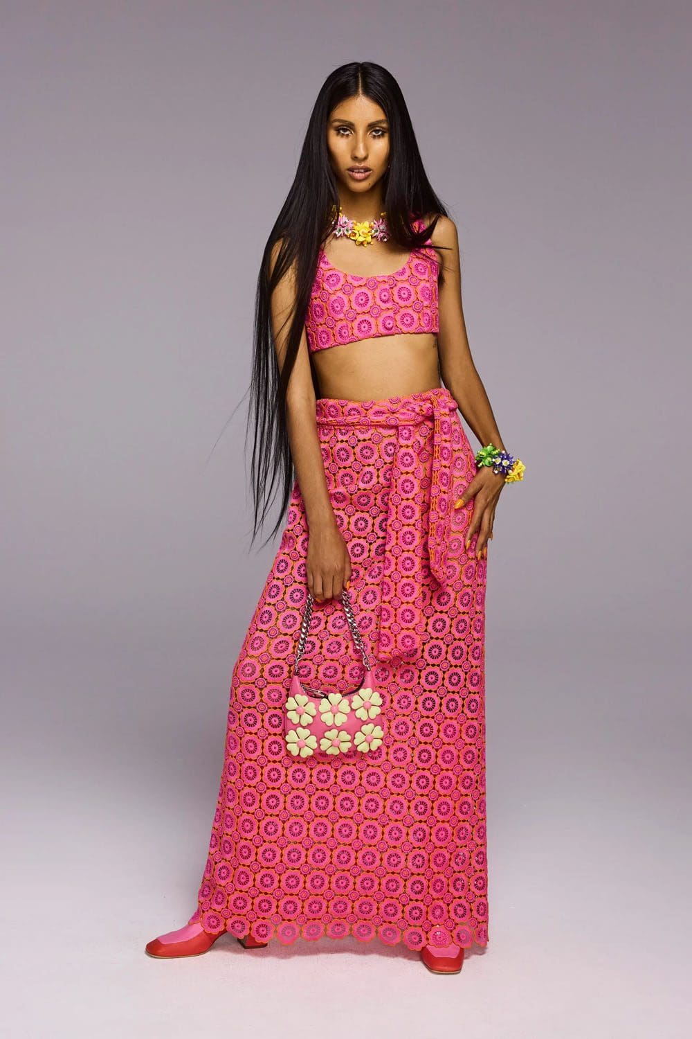 Moschino Resort 2023 Runway Magazin