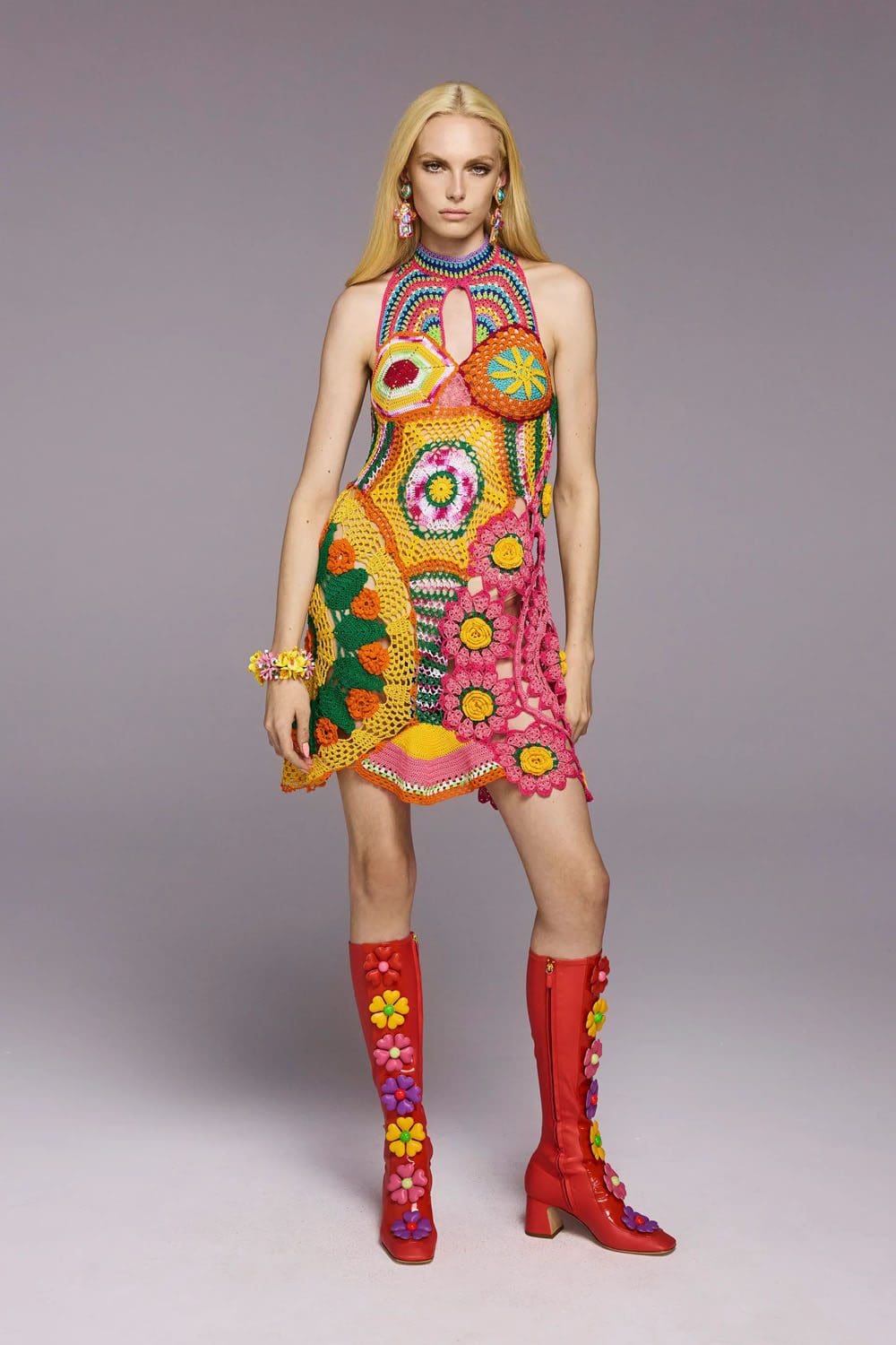 Moschino Resort 2023 Runway Magazin