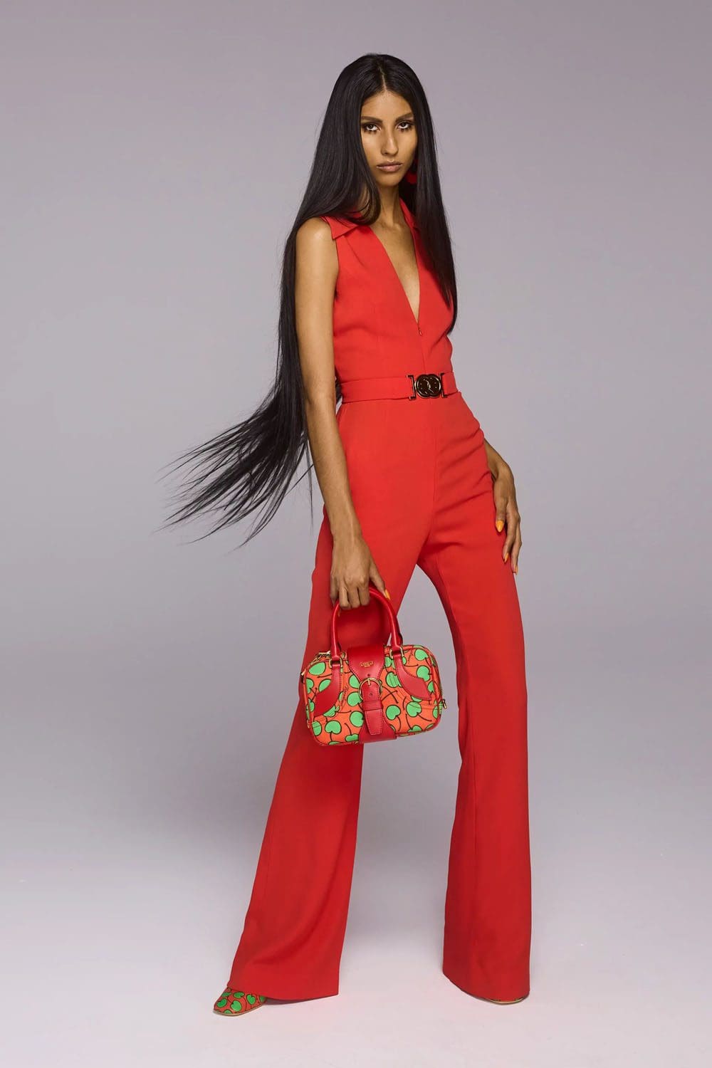 Moschino Resort 2023 Runway Magazin