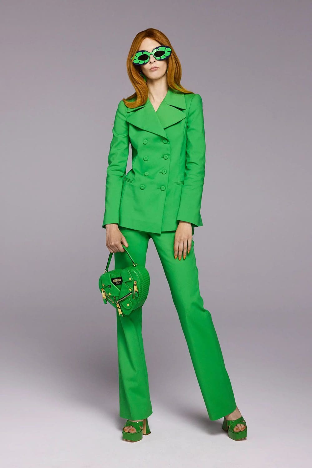 Moschino Resort 2023 Runway Magazin