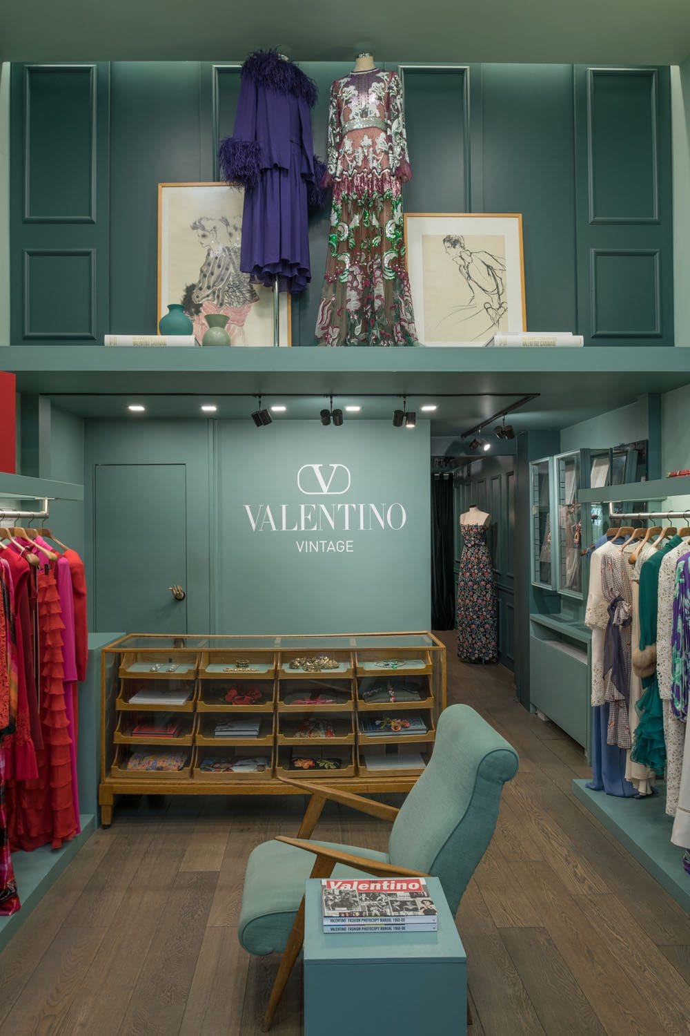 VALENTINO VINTAGE - MADAME PAULINA - RUNWAY MAGAZINE