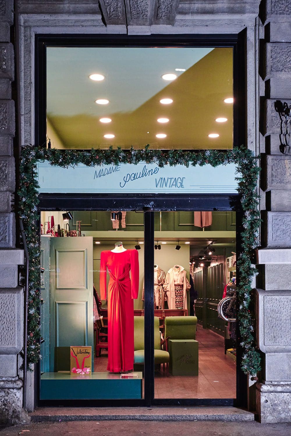 VALENTINO VINTAGE - MADAME PAULINA - RUNWAY MAGAZINE