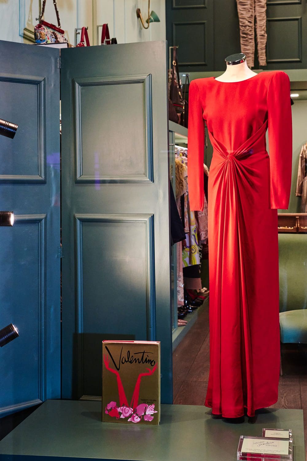 VALENTINO VINTAGE - MADAME PAULINA - RUNWAY MAGAZINE