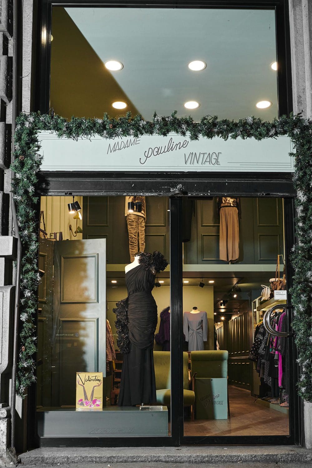 VALENTINO VINTAGE - MADAME PAULINA - RUNWAY MAGAZINE