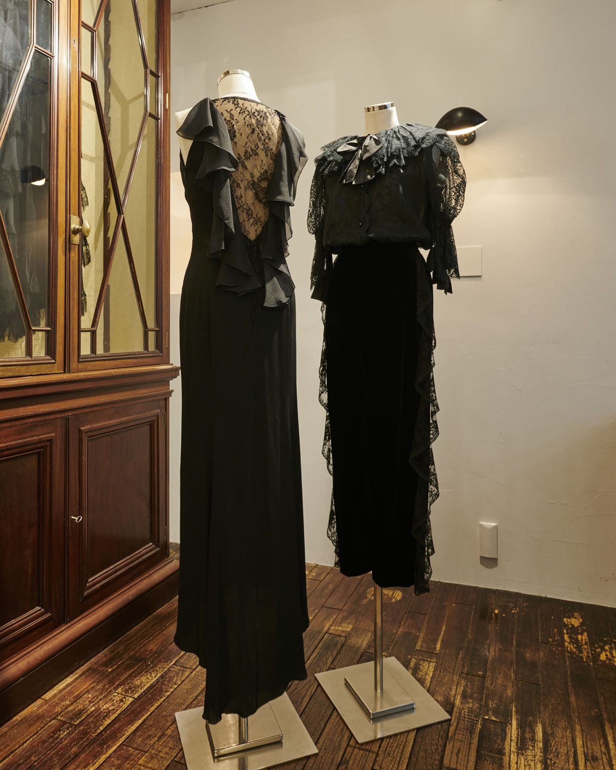 VALENTINO VINTAGE O VESTIDO VINTAGE - RUNWAY MAGAZINE