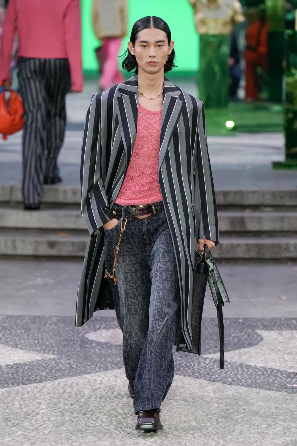 Versace Herren Frühling Sommer 2023 Runway Magazin