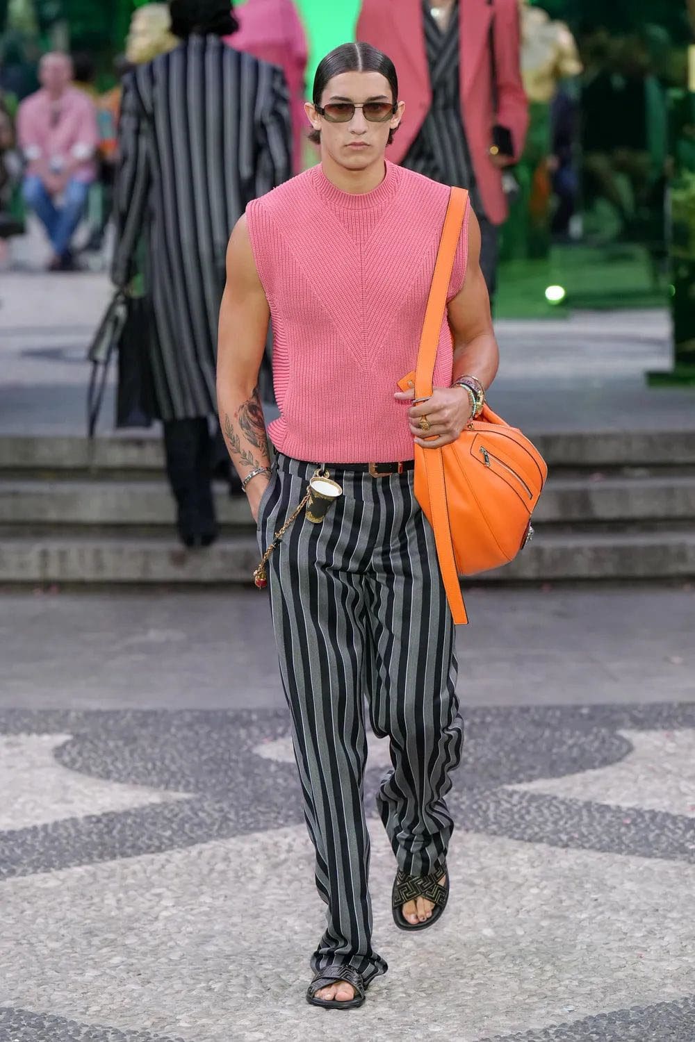 Versace Herren Frühling Sommer 2023 Runway Magazin