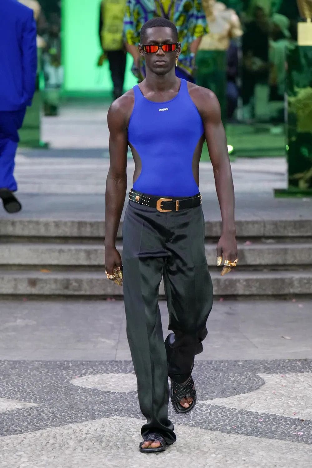 Versace Herren Frühling Sommer 2023 Runway Magazin