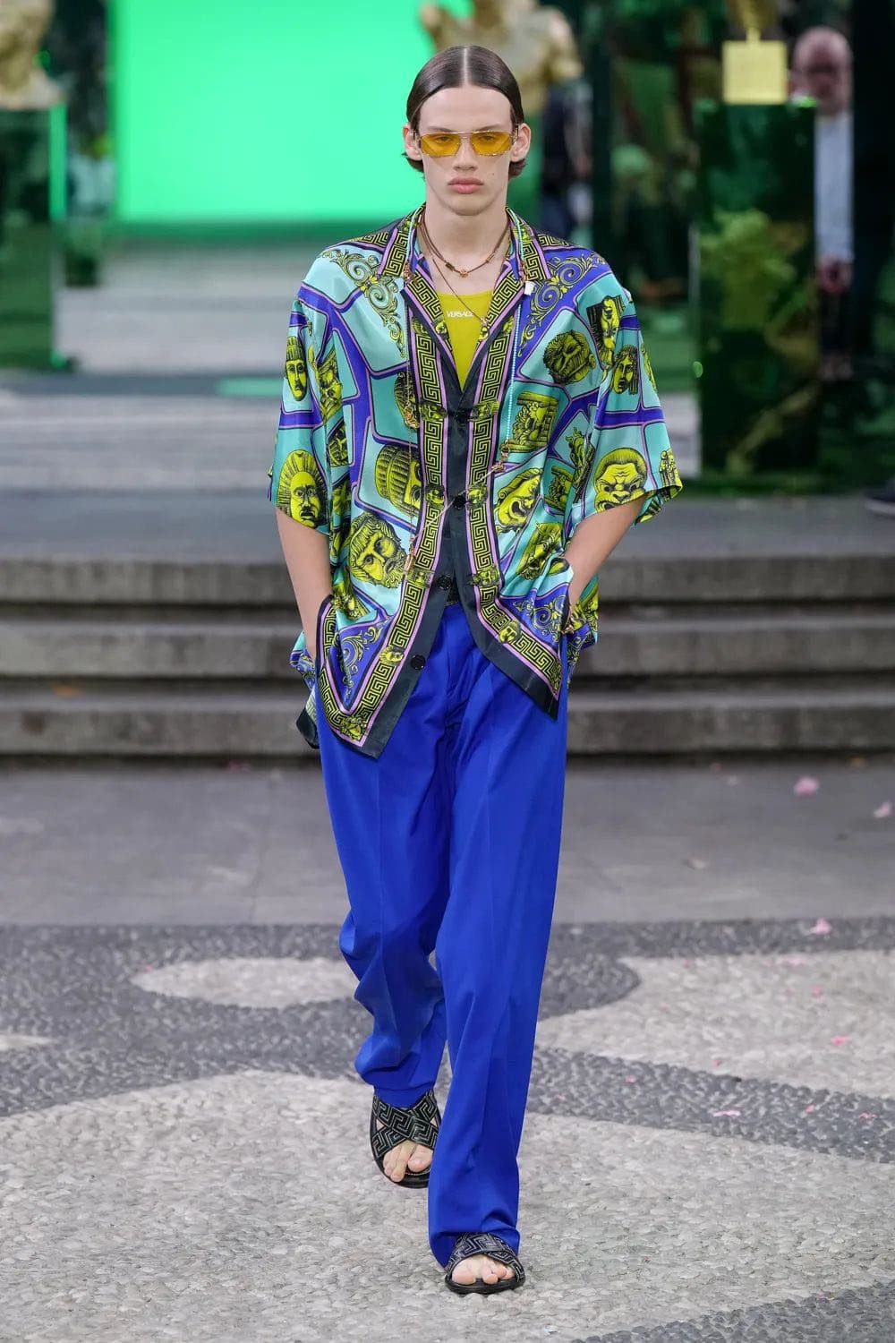 Versace Herren Frühling Sommer 2023 Runway Magazin