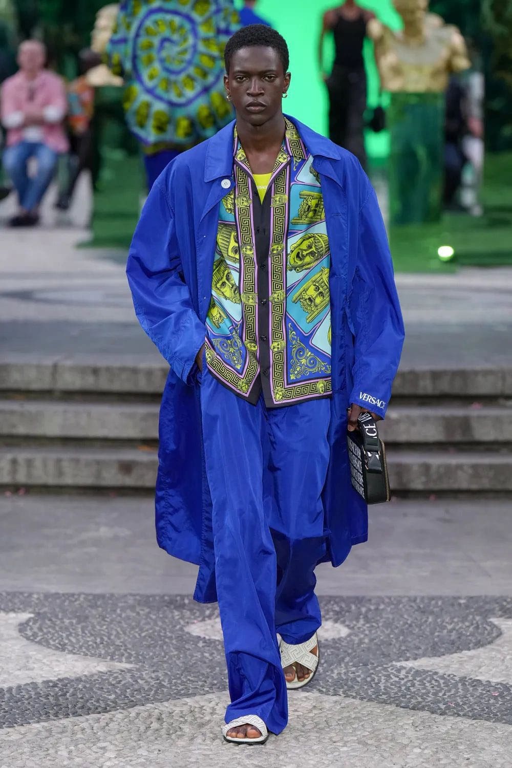 Versace Herren Frühling Sommer 2023 Runway Magazin