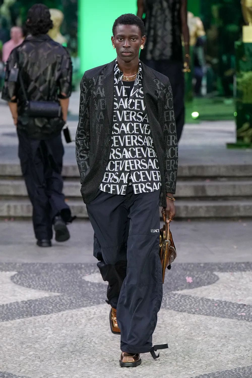 Versace Herren Frühling Sommer 2023 Runway Magazin