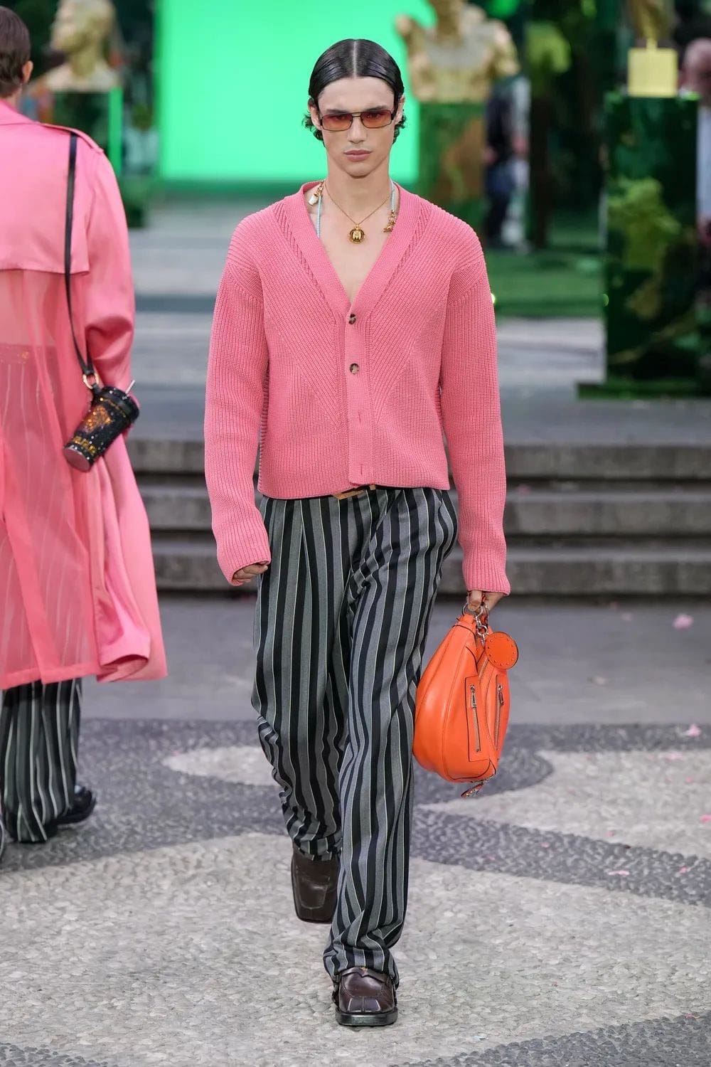 Versace Herren Frühling Sommer 2023 Runway Magazin