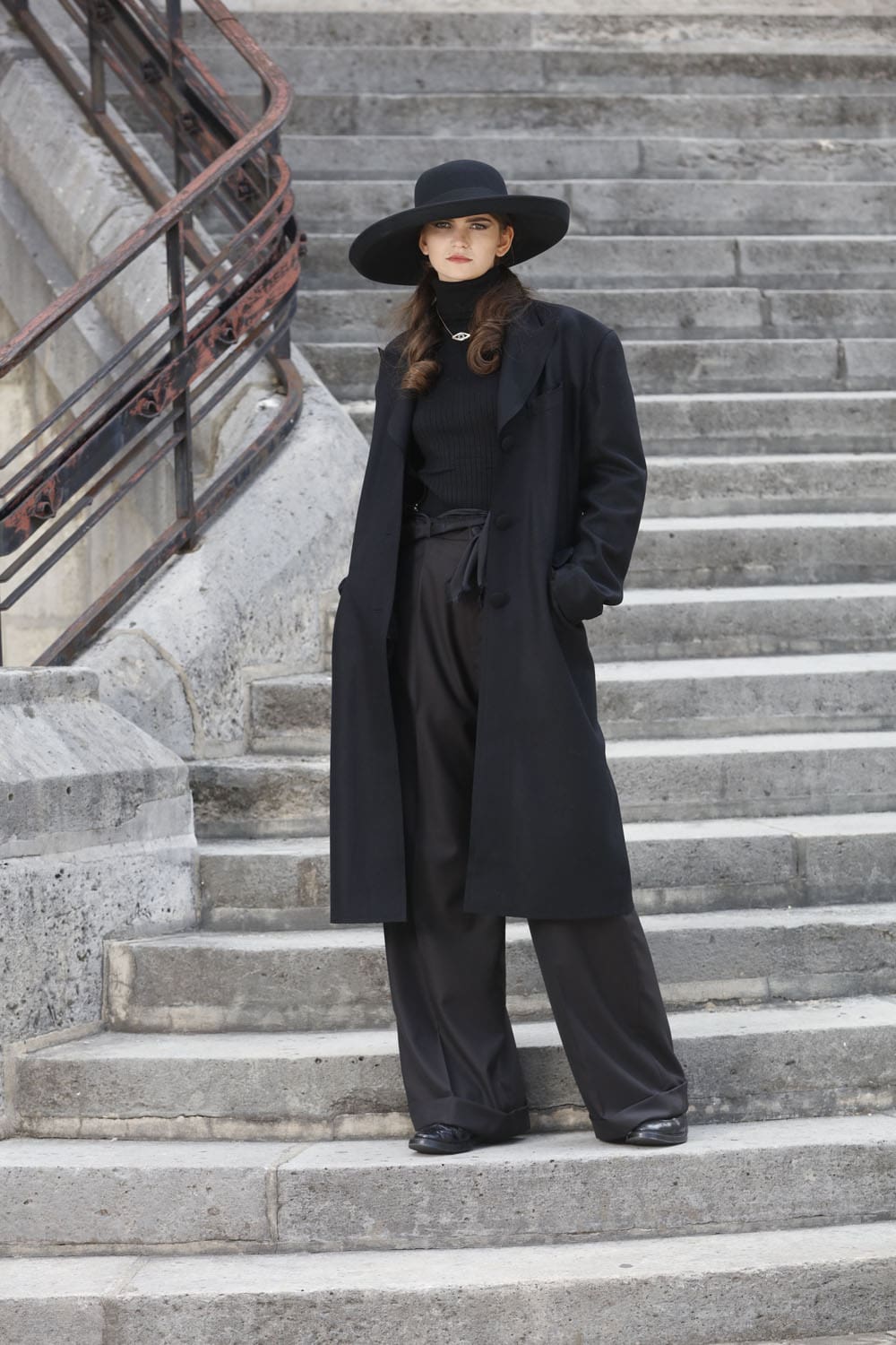 Franck Sorbier Haute Couture Fall Winter 2022-2023 Runway Magazine