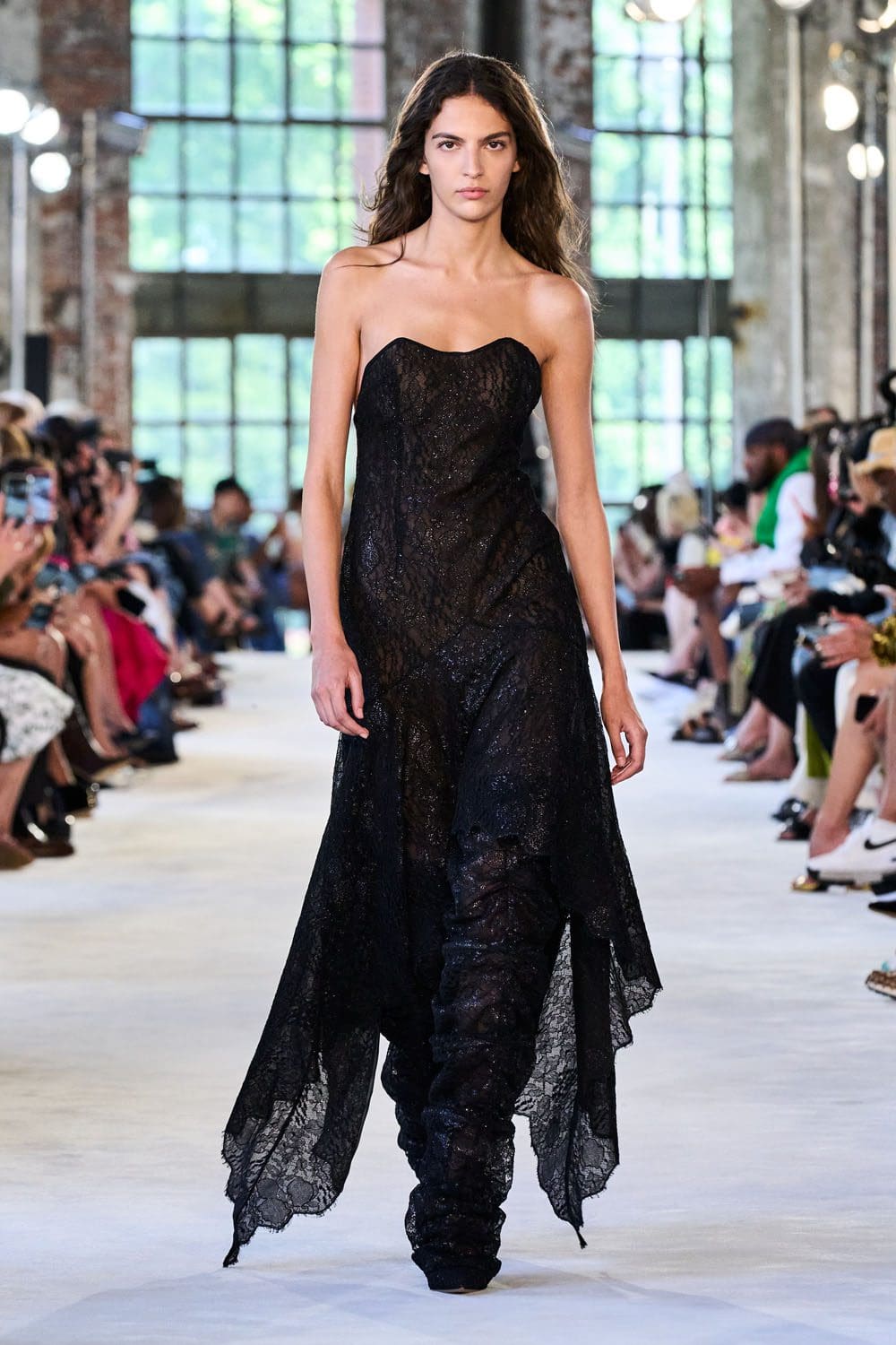 Alexandre Vauthier 2022 秋冬高级时装-2023 Runway 杂志