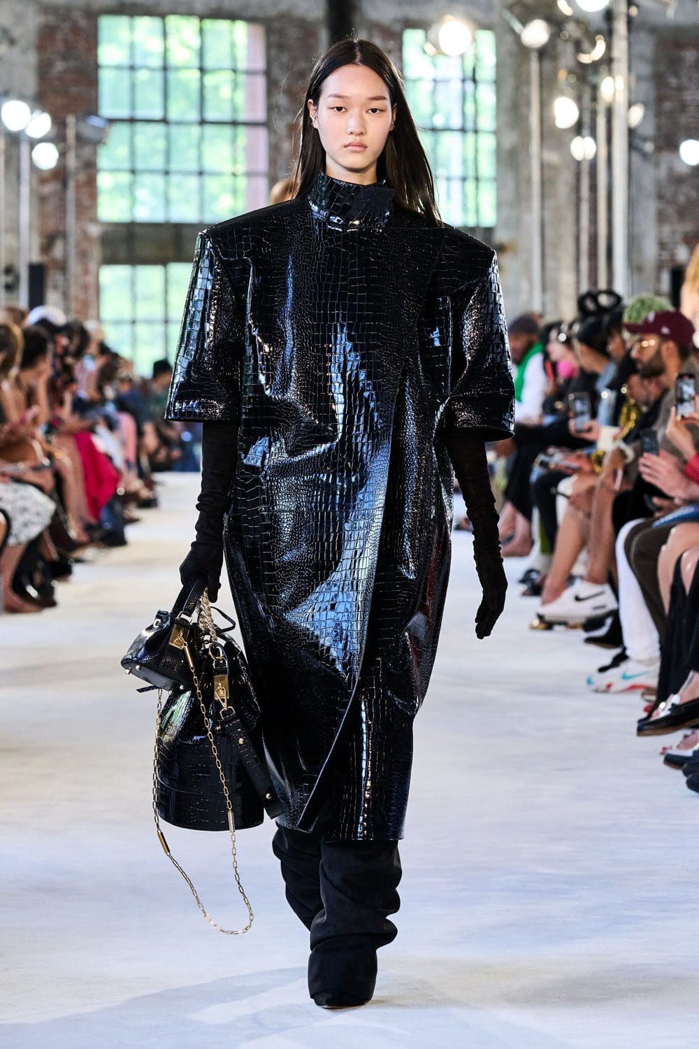 Alexandre Vauthier 2022 秋冬高级时装-2023 Runway 杂志