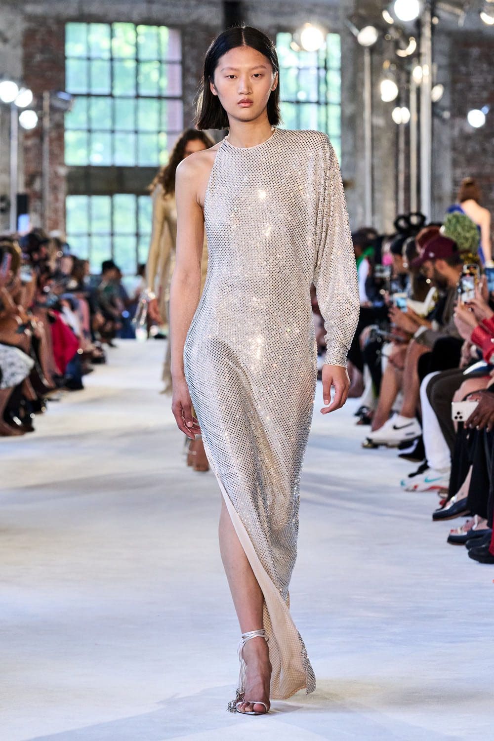 Alexandre Vauthier 2022 秋冬高级时装-2023 Runway 杂志