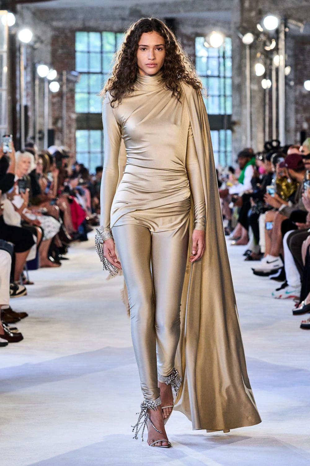 Alexandre Vauthier 2022 秋冬高级时装-2023 Runway 杂志
