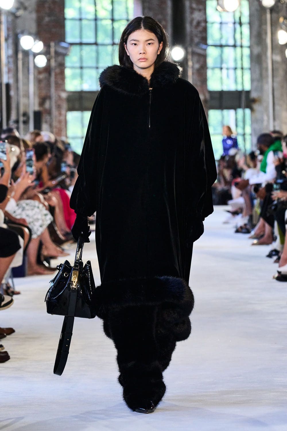 Alexandre Vauthier 2022 秋冬高级时装-2023 Runway 杂志