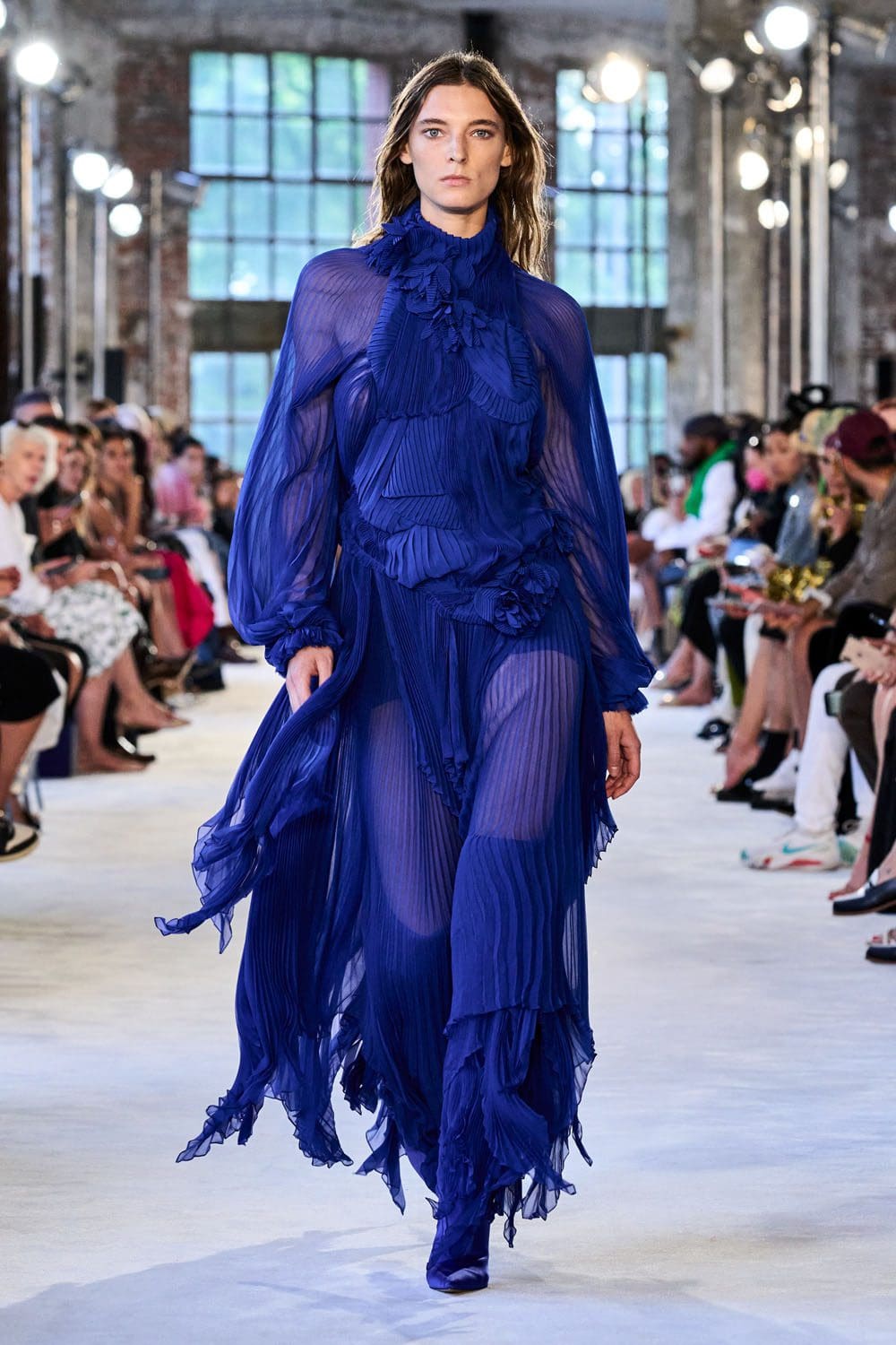 Alexandre Vauthier 2022 秋冬高级时装-2023 Runway 杂志