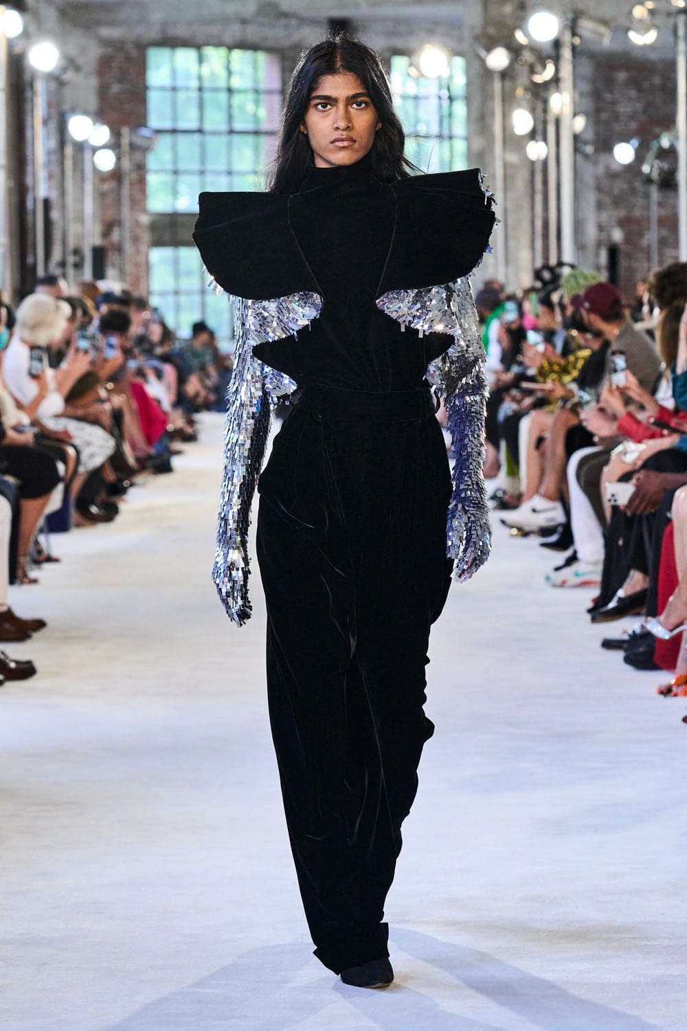 Alexandre Vauthier 2022 秋冬高级时装-2023 Runway 杂志
