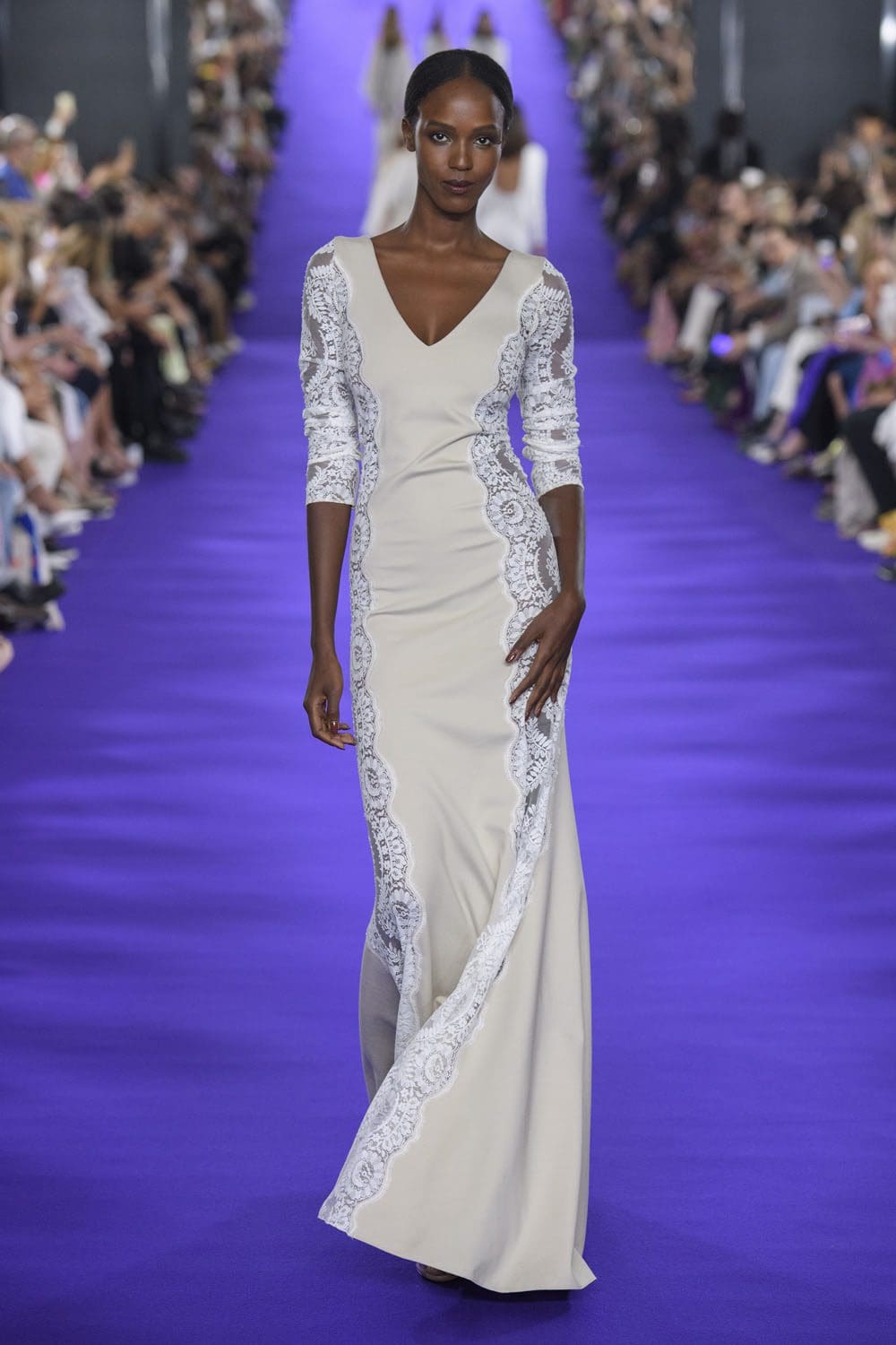 Alexis Mabille Haute Couture Herbst 2022-2023 Runway Magazin
