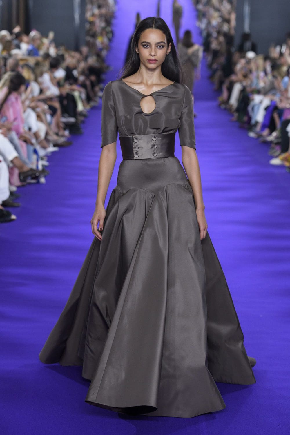 Alexis Mabille Haute Couture Herbst 2022-2023 Runway Magazin
