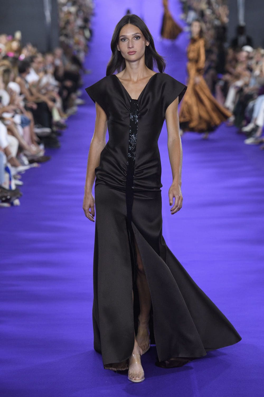 Alexis Mabille Haute Couture Herbst 2022-2023 Runway Magazin