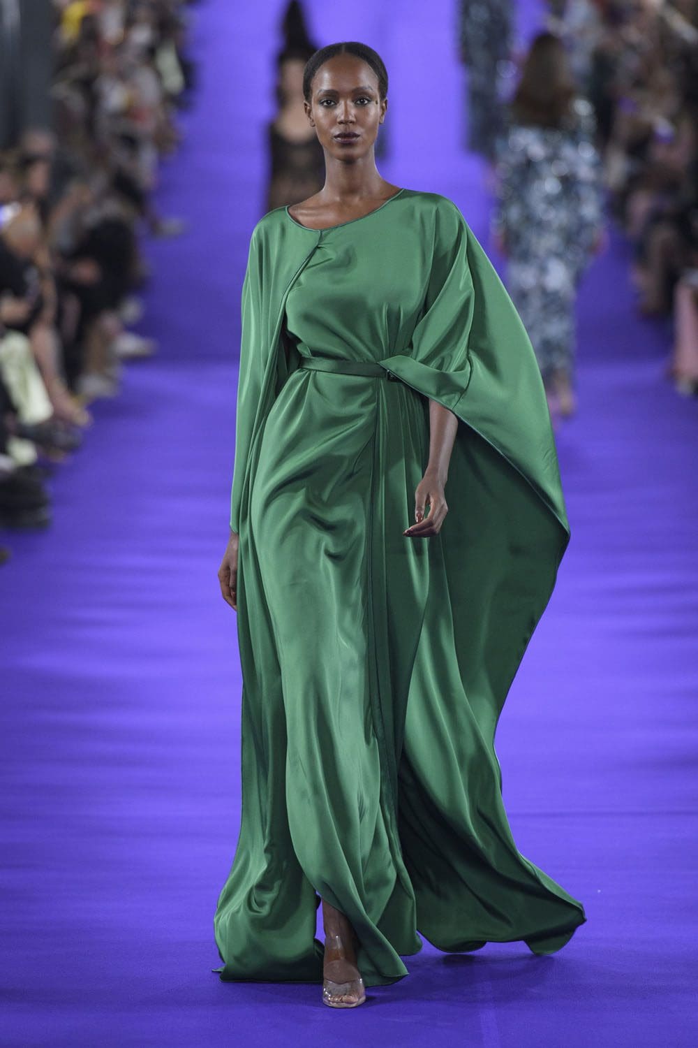 Alexis Mabille Haute Couture Herbst 2022-2023 Runway Magazin