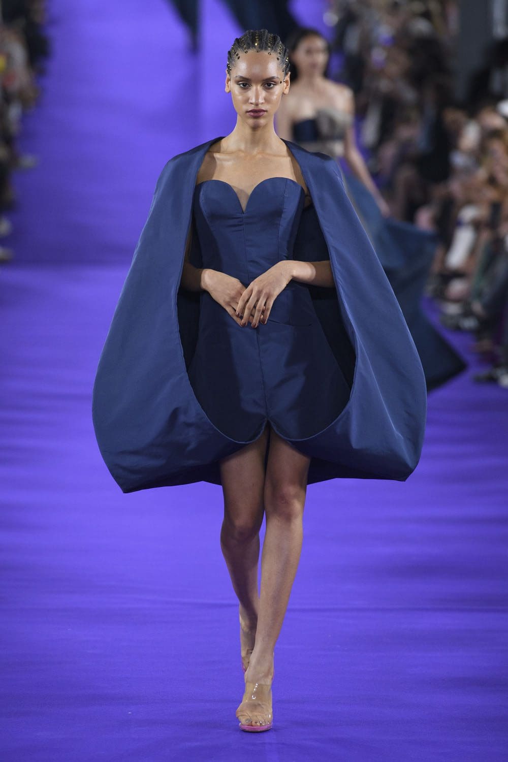 Alexis Mabille Haute Couture Herbst 2022-2023 Runway Magazin