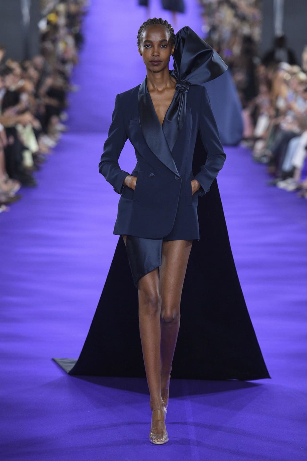Alexis Mabille Haute Couture Herbst 2022-2023 Runway Magazin