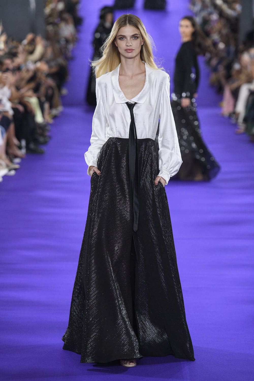 Alexis Mabille Haute Couture Herbst 2022-2023 Runway Magazin