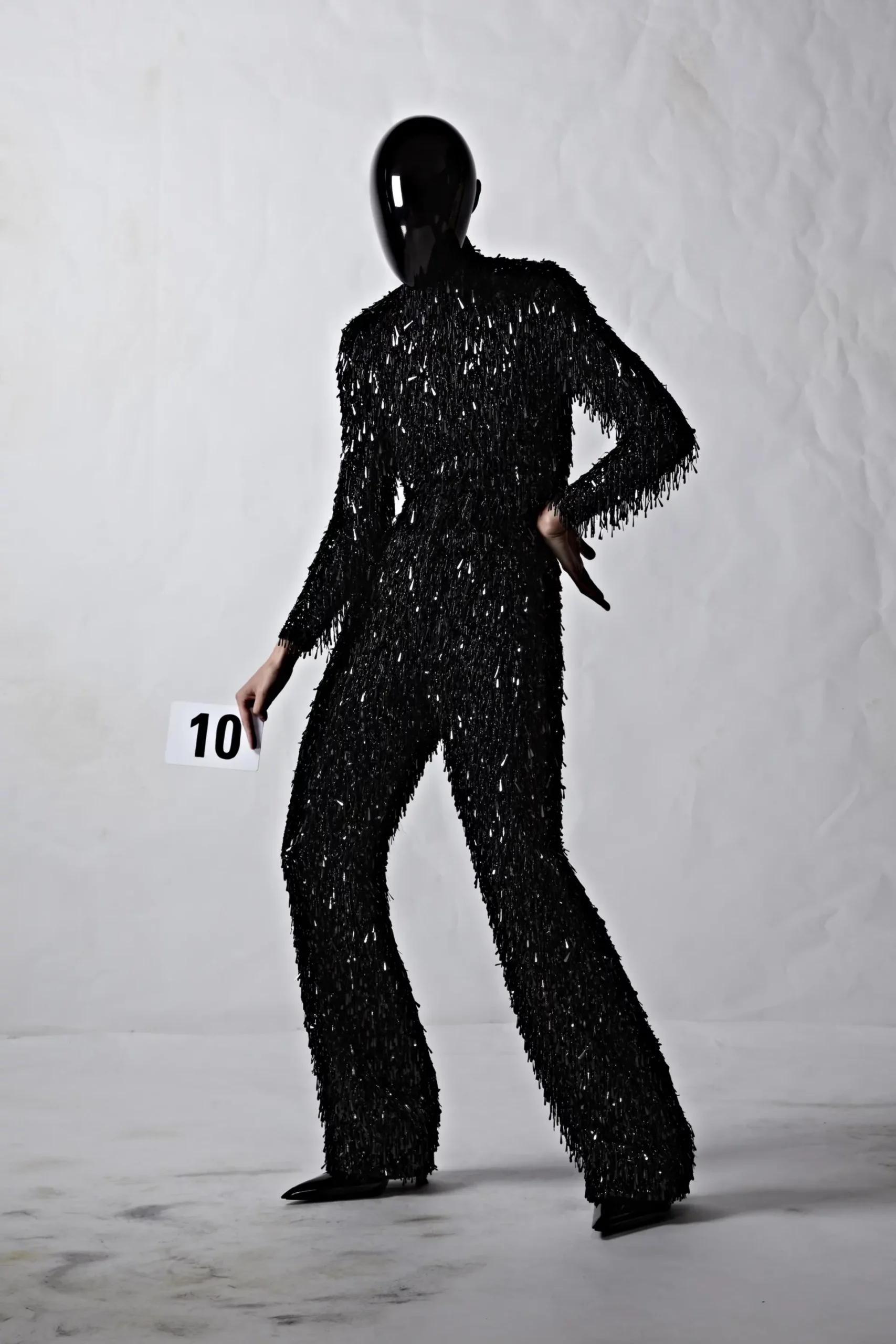 Balenciaga 2022 秋冬高级定制系列-2023 Runway 杂志