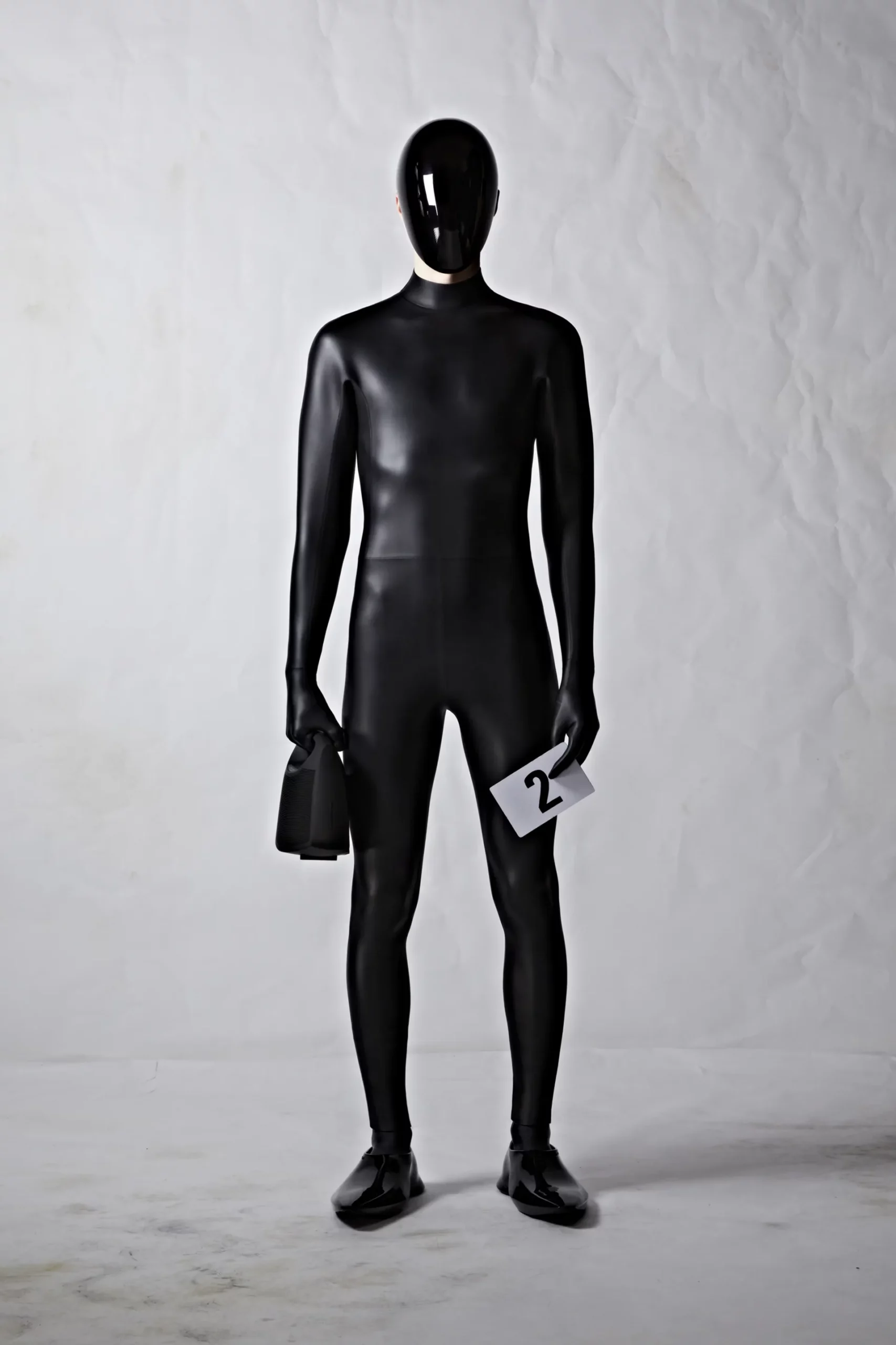 Balenciaga 2022 秋冬高级定制系列-2023 Runway 杂志