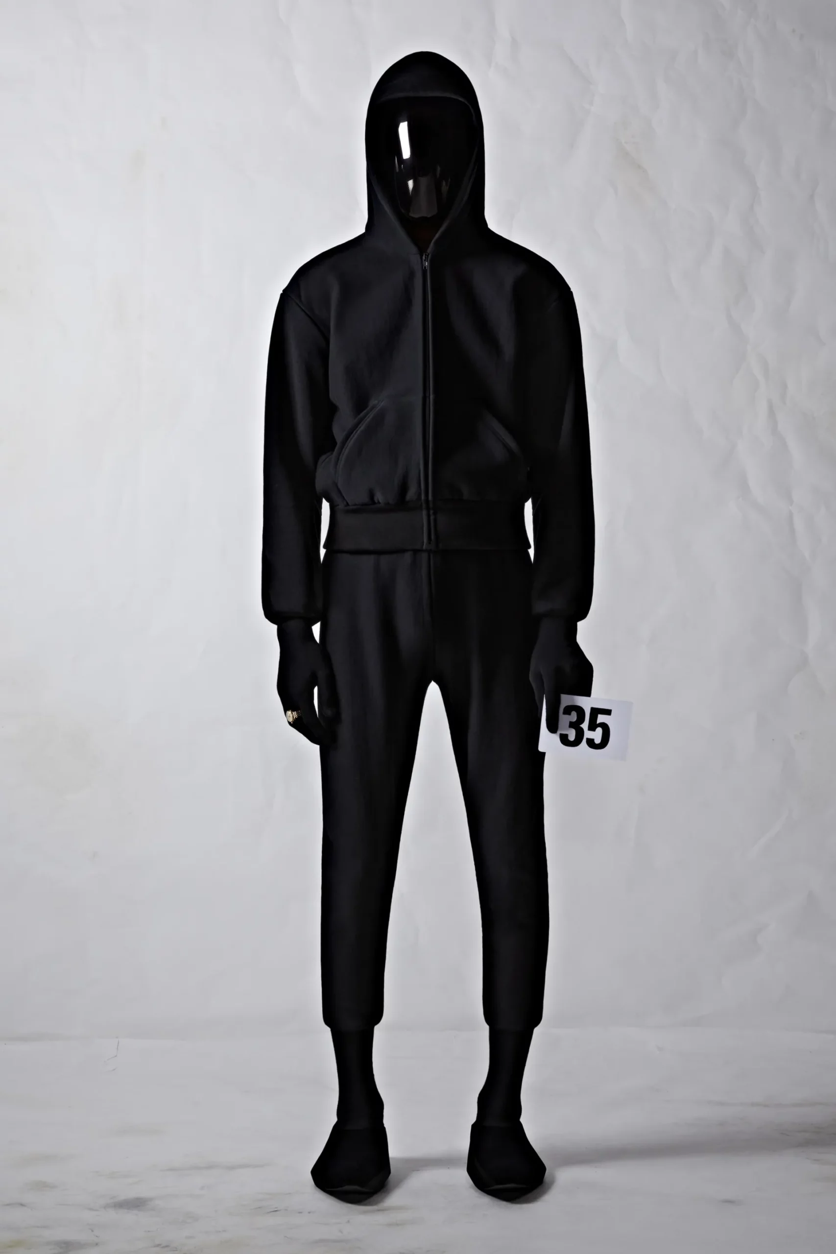 Balenciaga 2022 秋冬高级定制系列-2023 Runway 杂志