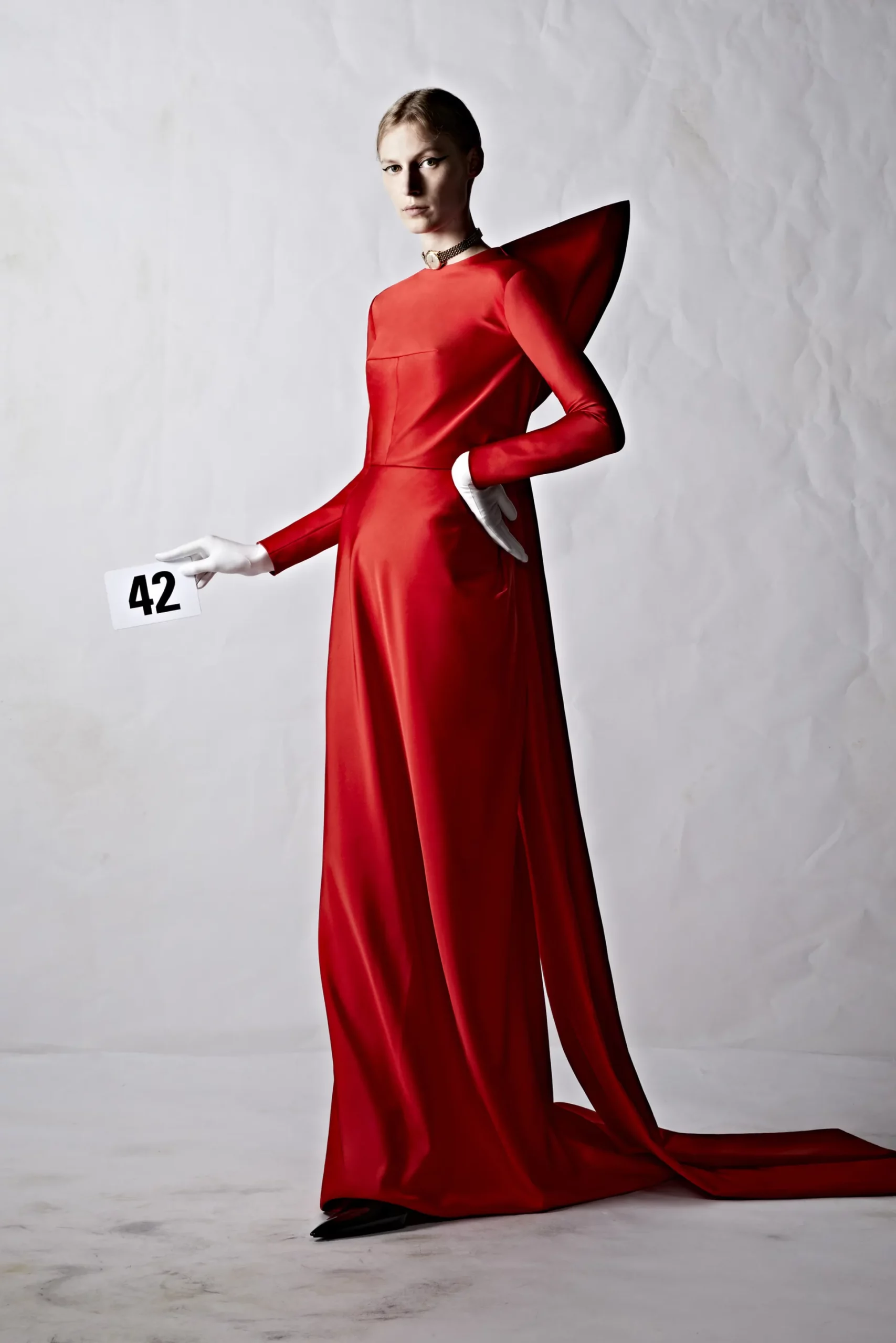 Balenciaga 2022 秋冬高级定制系列-2023 Runway 杂志