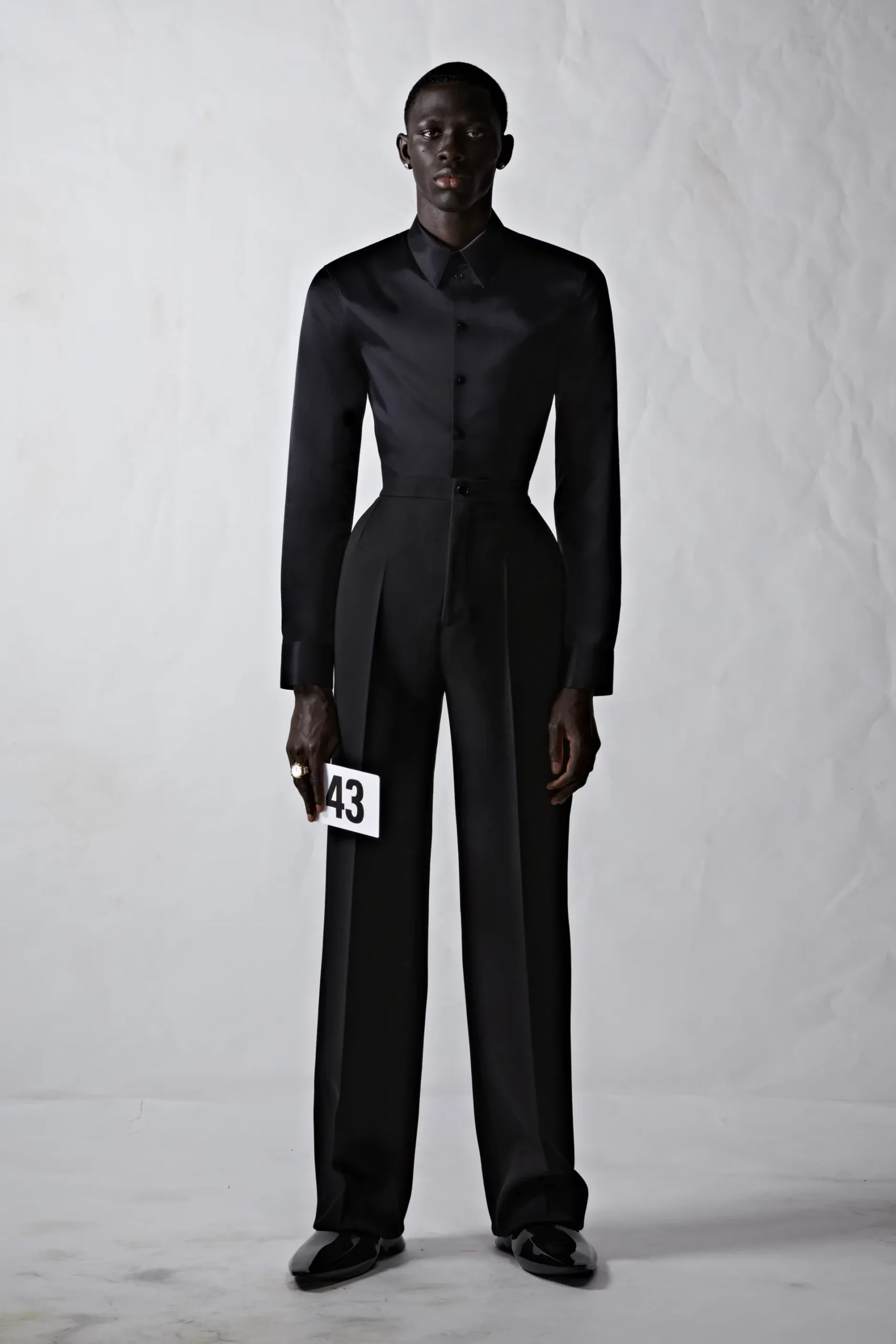 Balenciaga 2022 秋冬高级定制系列-2023 Runway 杂志