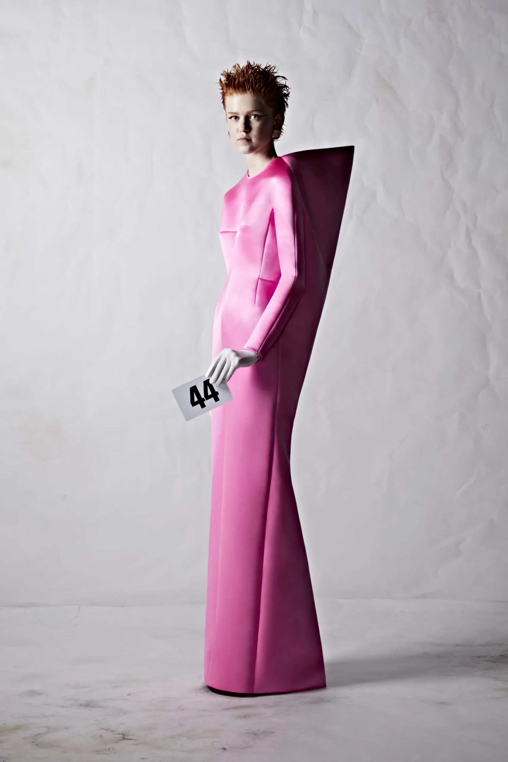 Balenciaga 2022 秋冬高级定制系列-2023 Runway 杂志