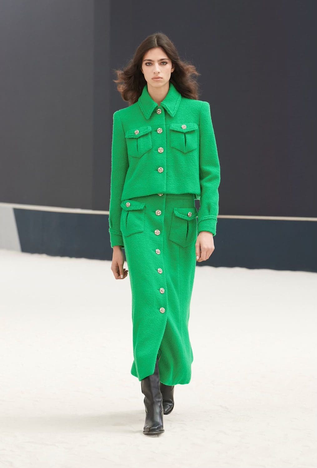 香奈儿 2022 秋冬高级定制系列-2023 Runway 杂志
