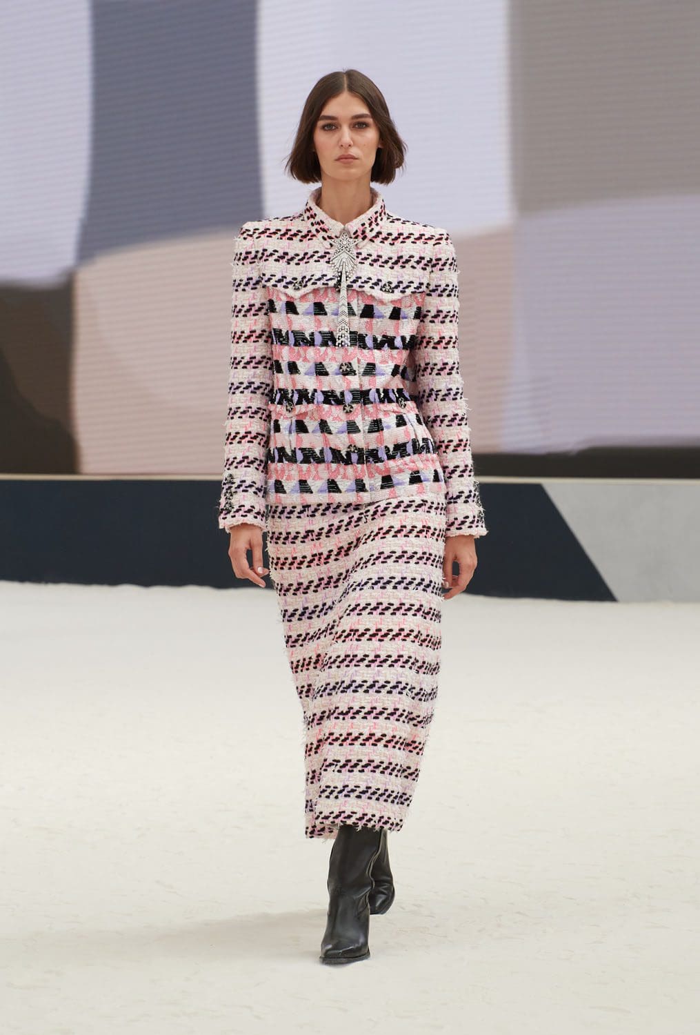 香奈儿 2022 秋冬高级定制系列-2023 Runway 杂志