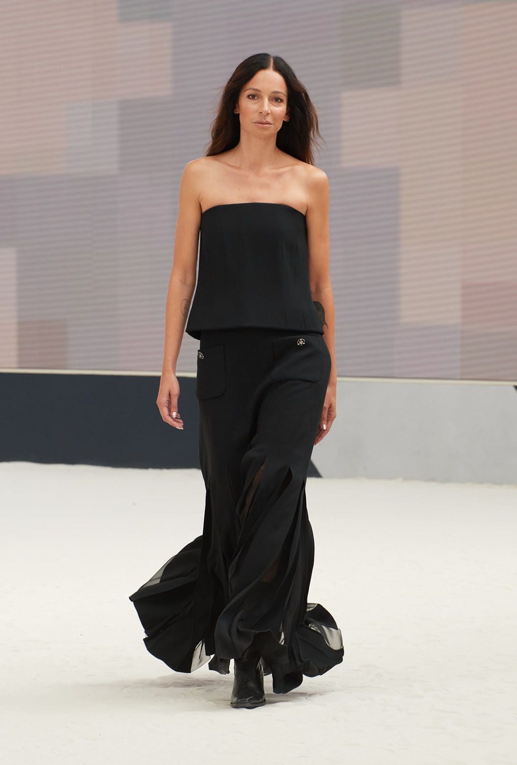 香奈儿 2022 秋冬高级定制系列-2023 Runway 杂志