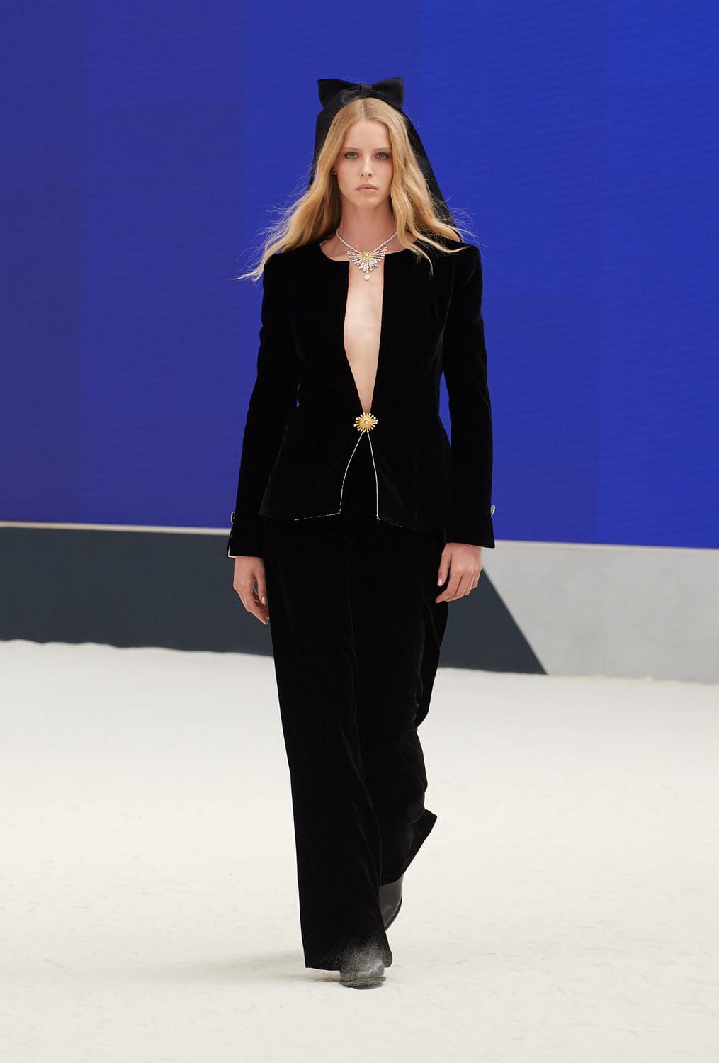 香奈儿 2022 秋冬高级定制系列-2023 Runway 杂志