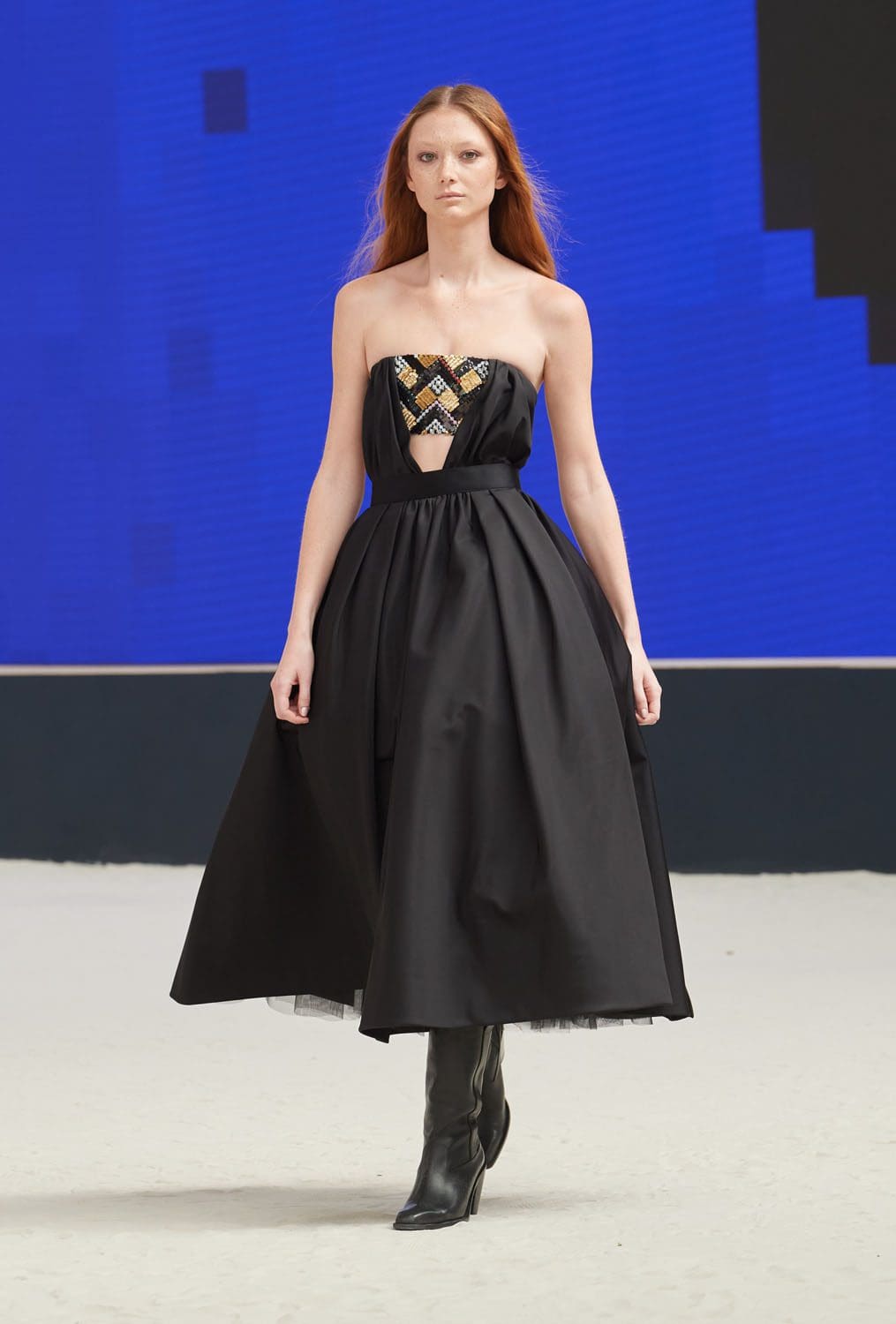 香奈儿 2022 秋冬高级定制系列-2023 Runway 杂志