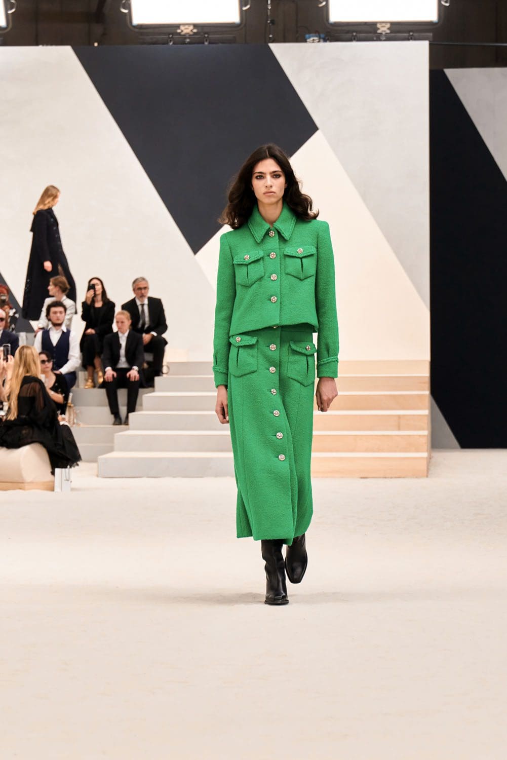 香奈儿 2022 秋冬高级定制系列-2023 Runway 杂志