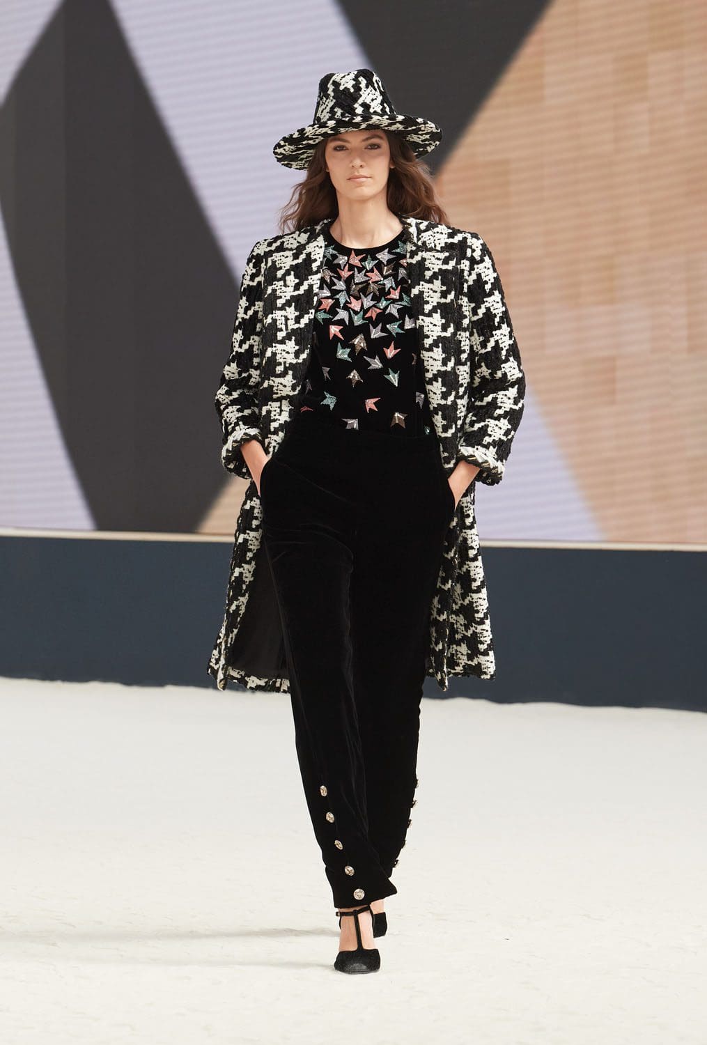 香奈儿 2022 秋冬高级定制系列-2023 Runway 杂志