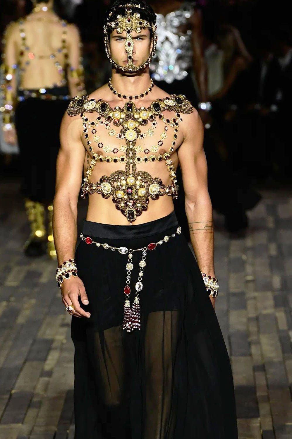 Dolce Gabbana Alta Sartoria Siracusa 2022 Runway Magazine
